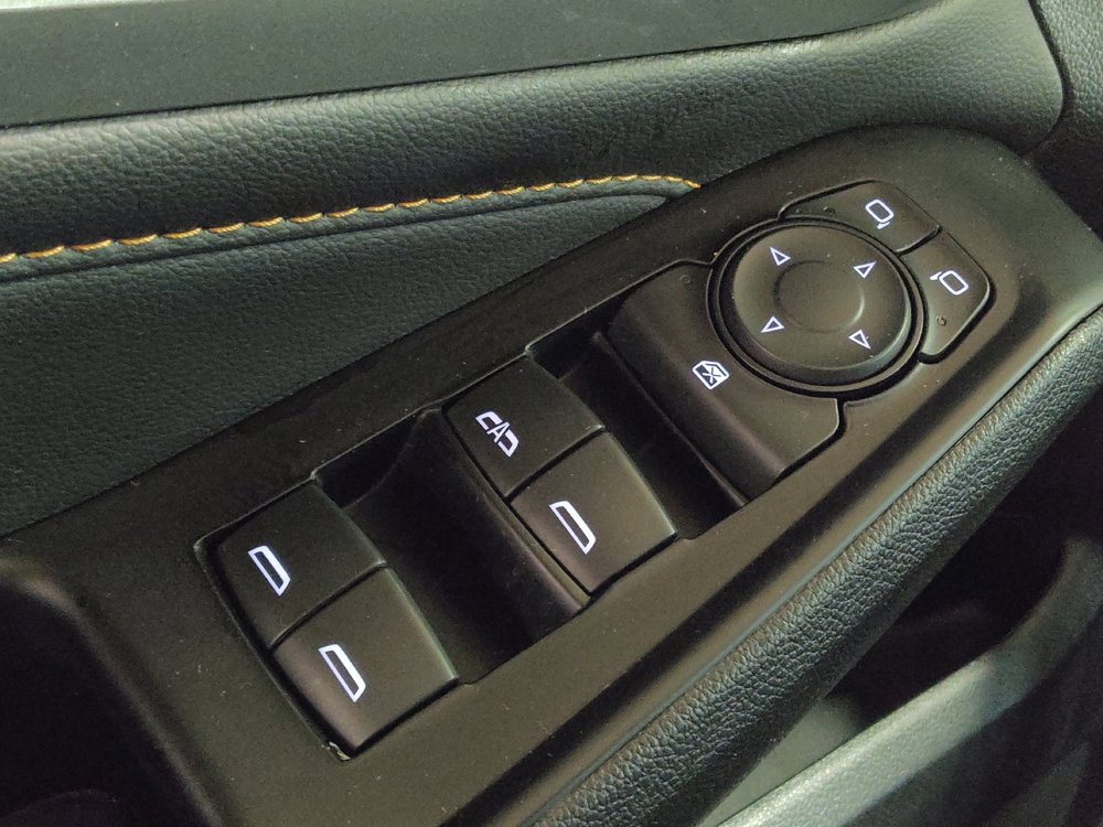 Used 2020 Chevrolet Traverse LT FWD image 27