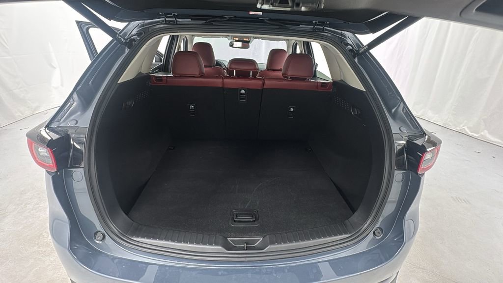 Used 2025 MAZDA CX-5 Carbon Edition image 15