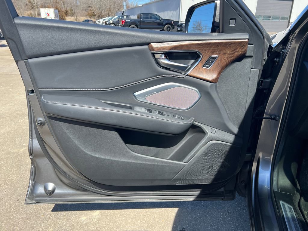 Used 2024 Acura RDX SH-AWD w/ Advance Package image 11