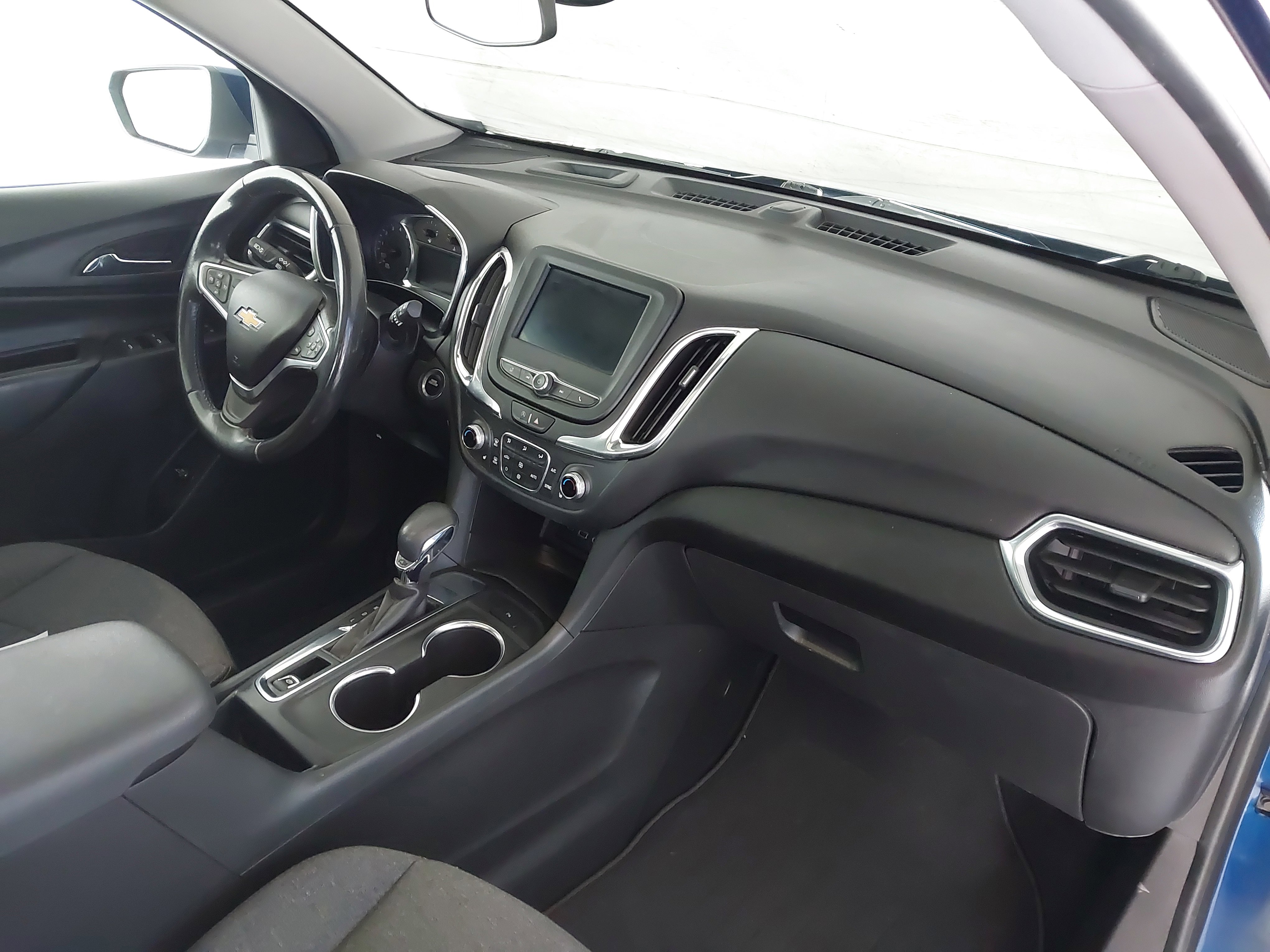 Used 2022 Chevrolet Equinox LT image 29