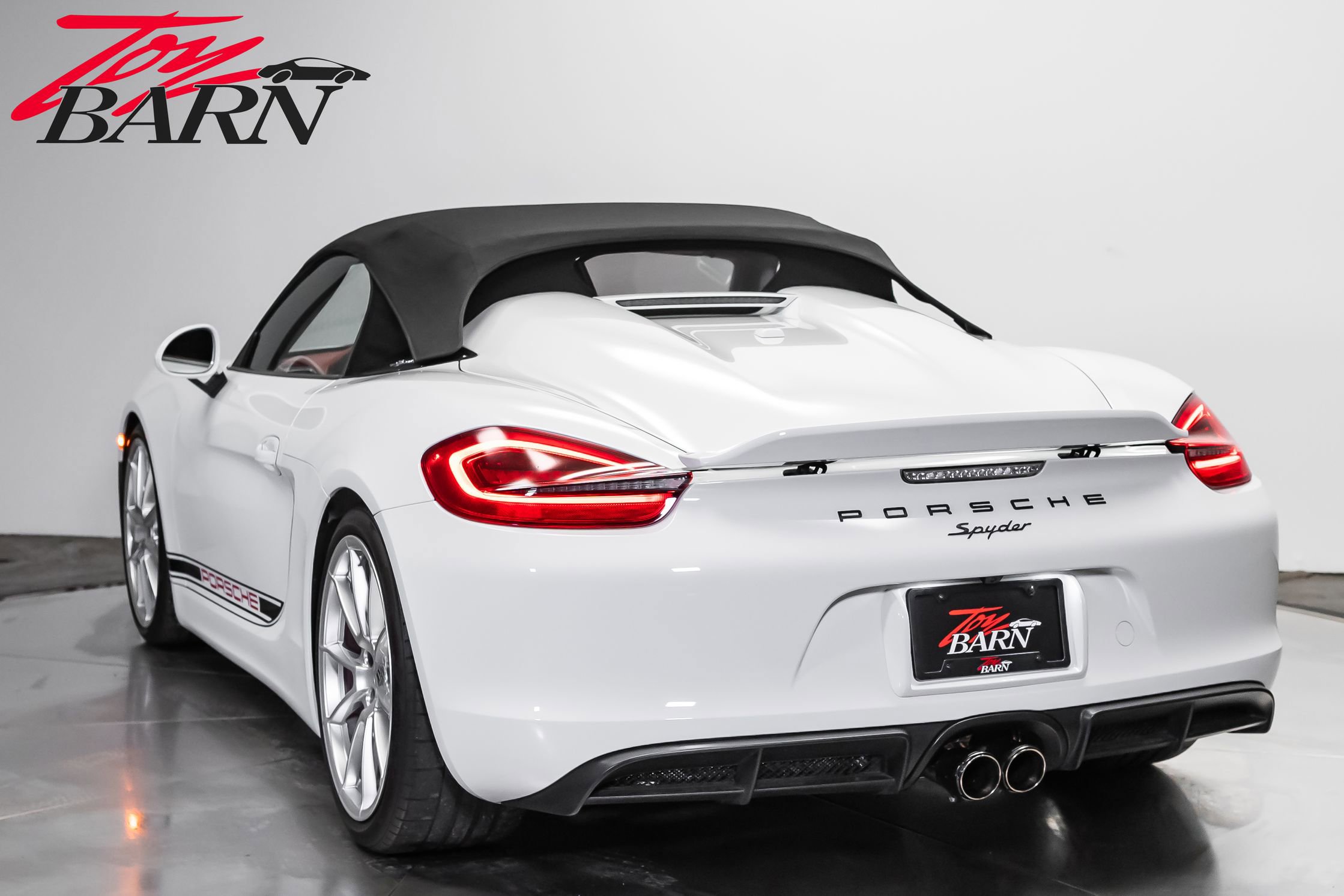 Used 2016 Porsche Boxster Spyder RWD image 20