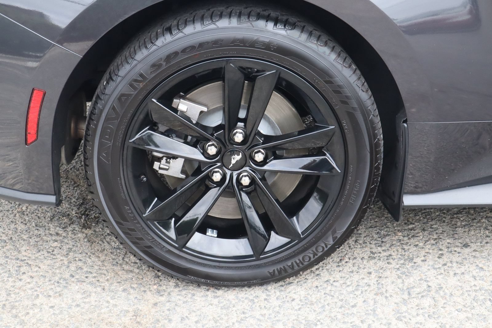 Used 2024 Ford Mustang GT RWD image 11