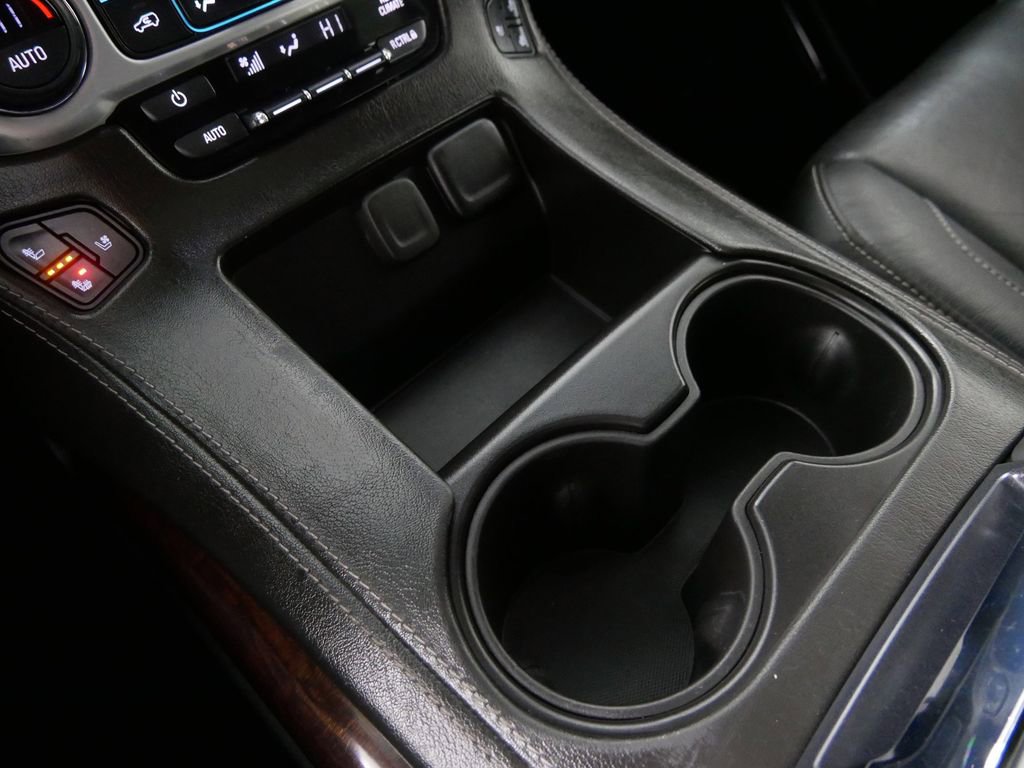 Used 2020 GMC Yukon SLT image 29