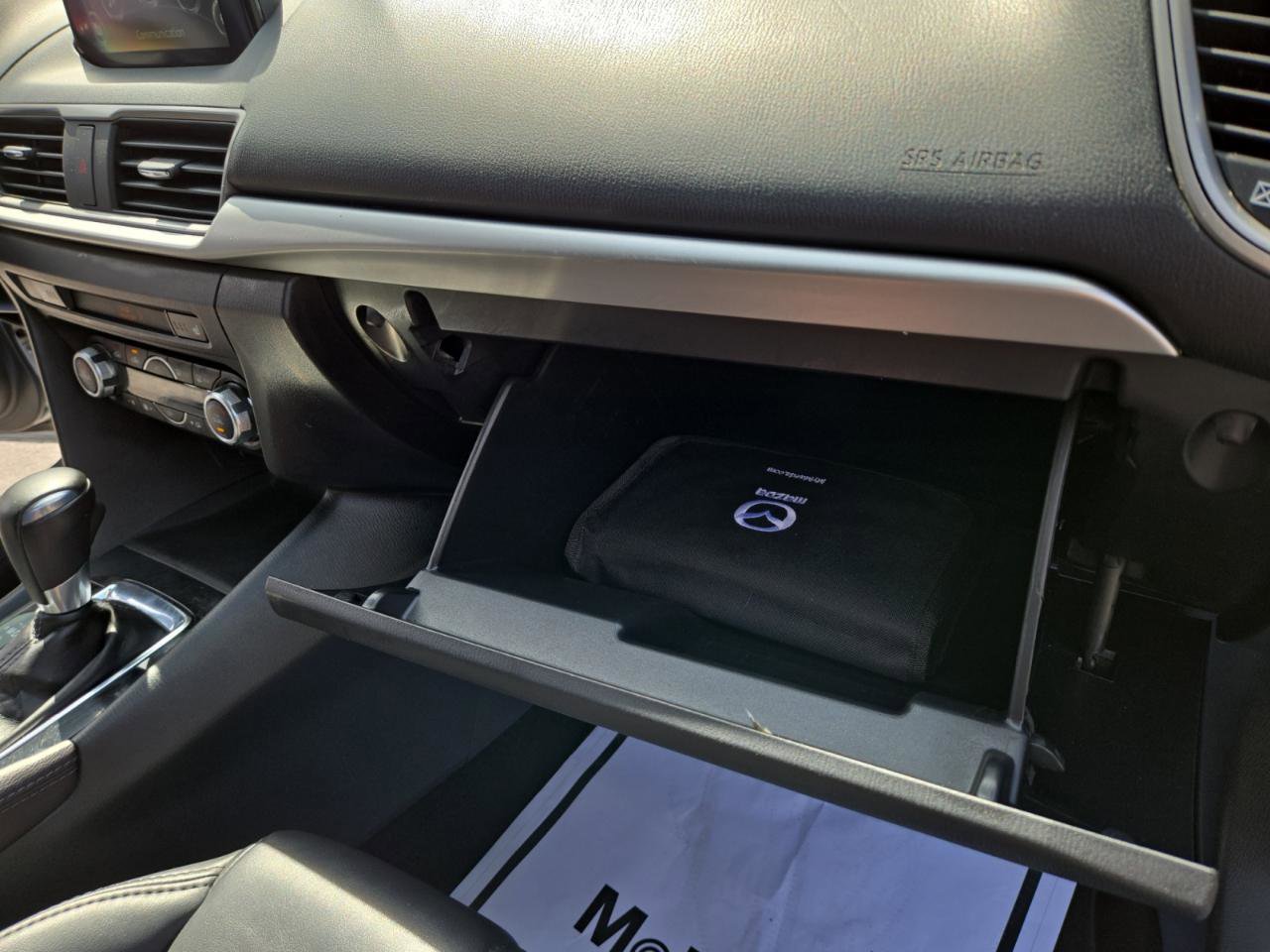 Used 2018 MAZDA MAZDA3 Touring FWD image 29