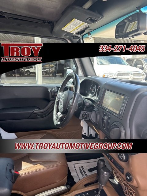 Used 2017 Jeep Wrangler Unlimited Rubicon w/ Connectivity Group image 32