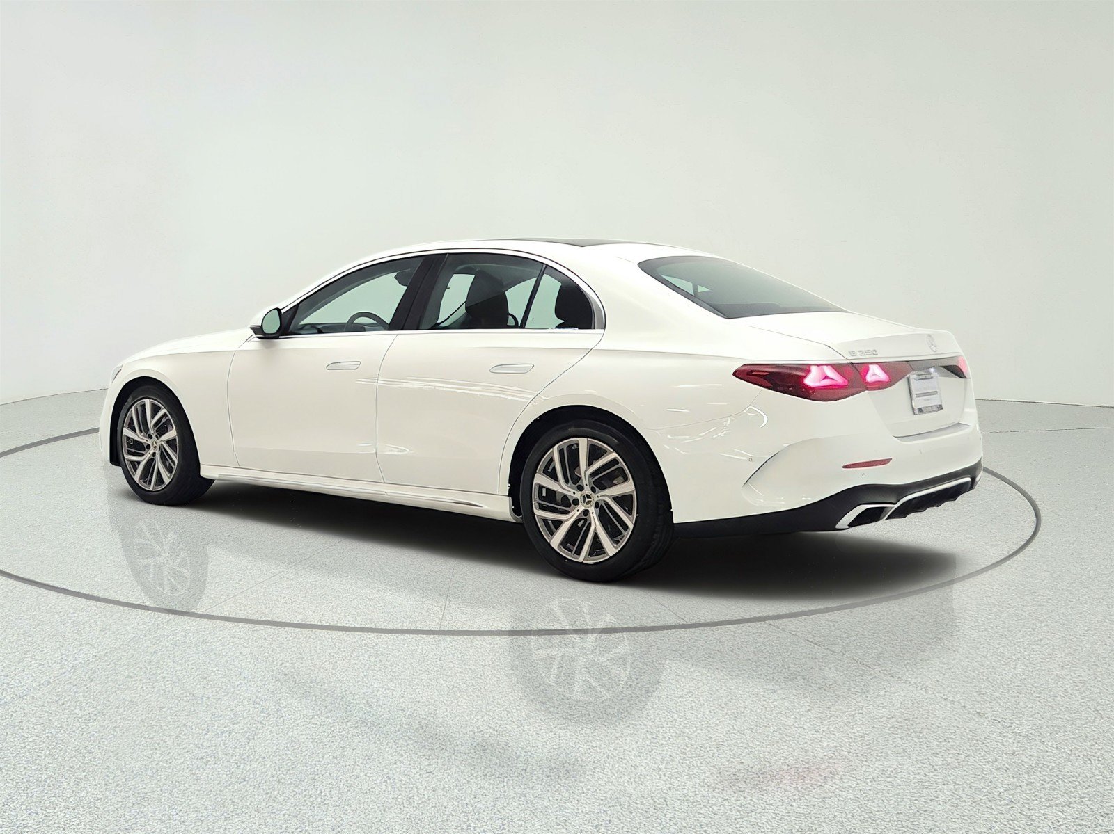 Certified 2026 Mercedes-Benz E 350 Sedan image 7