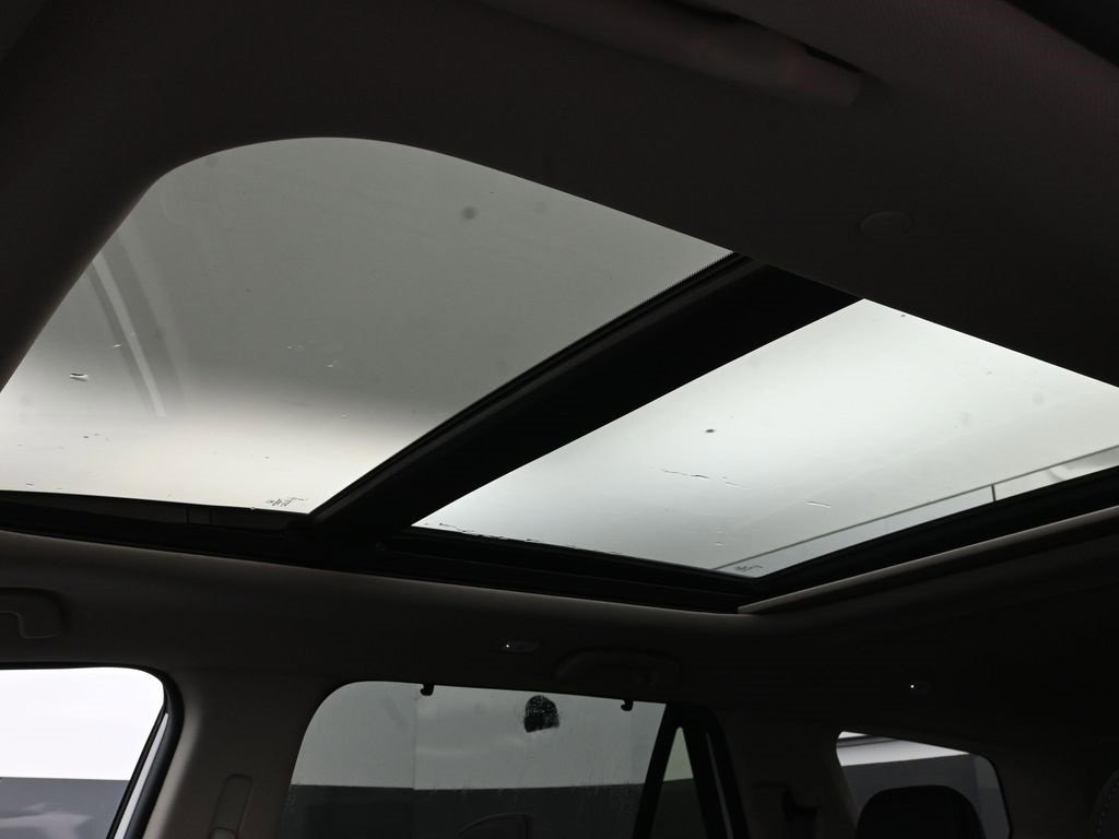 New 2025 Honda Pilot Touring image 51