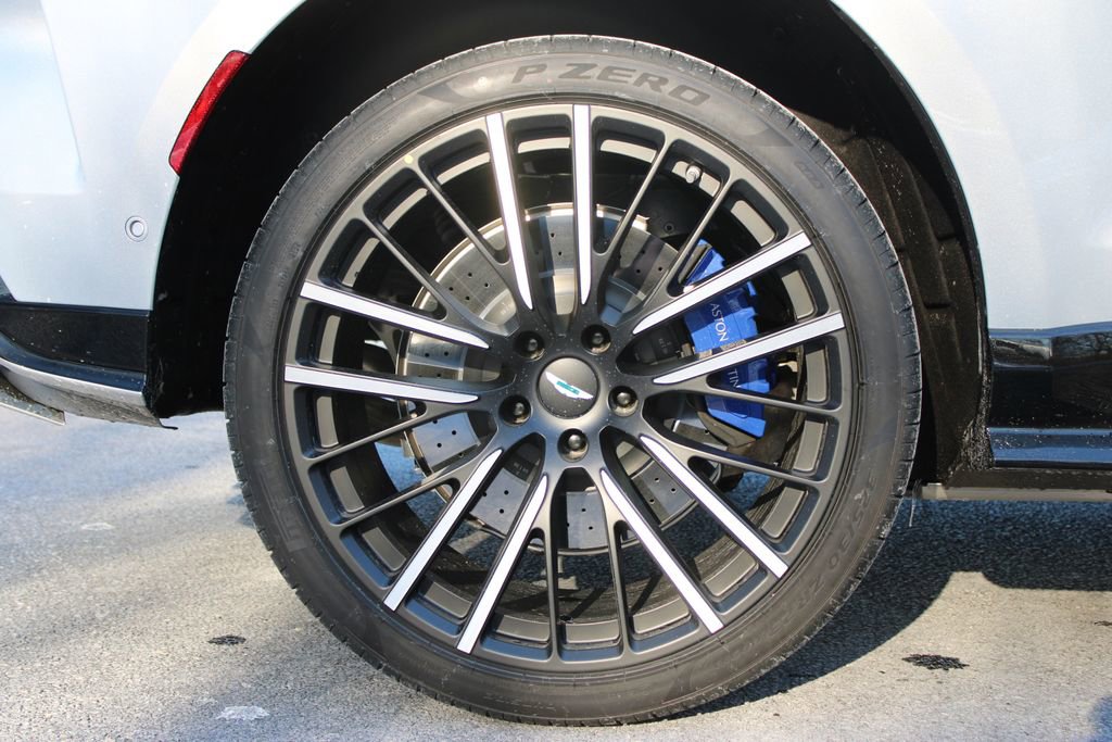 New 2026 Aston Martin DBX S image 7