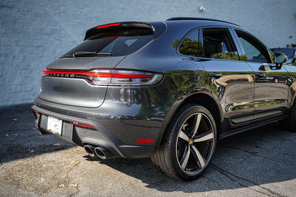 Used 2024 Porsche Macan w/ Premium Plus Package image 15