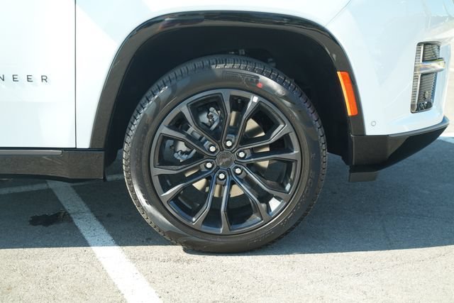 New 2026 Jeep Grand Wagoneer Summit AWD/4WD image 52