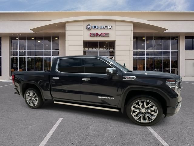 Certified 2023 GMC Sierra 1500 Denali AWD/4WD image 17