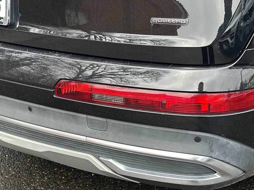 Used 2022 Audi Q7 2.0T Premium image 5