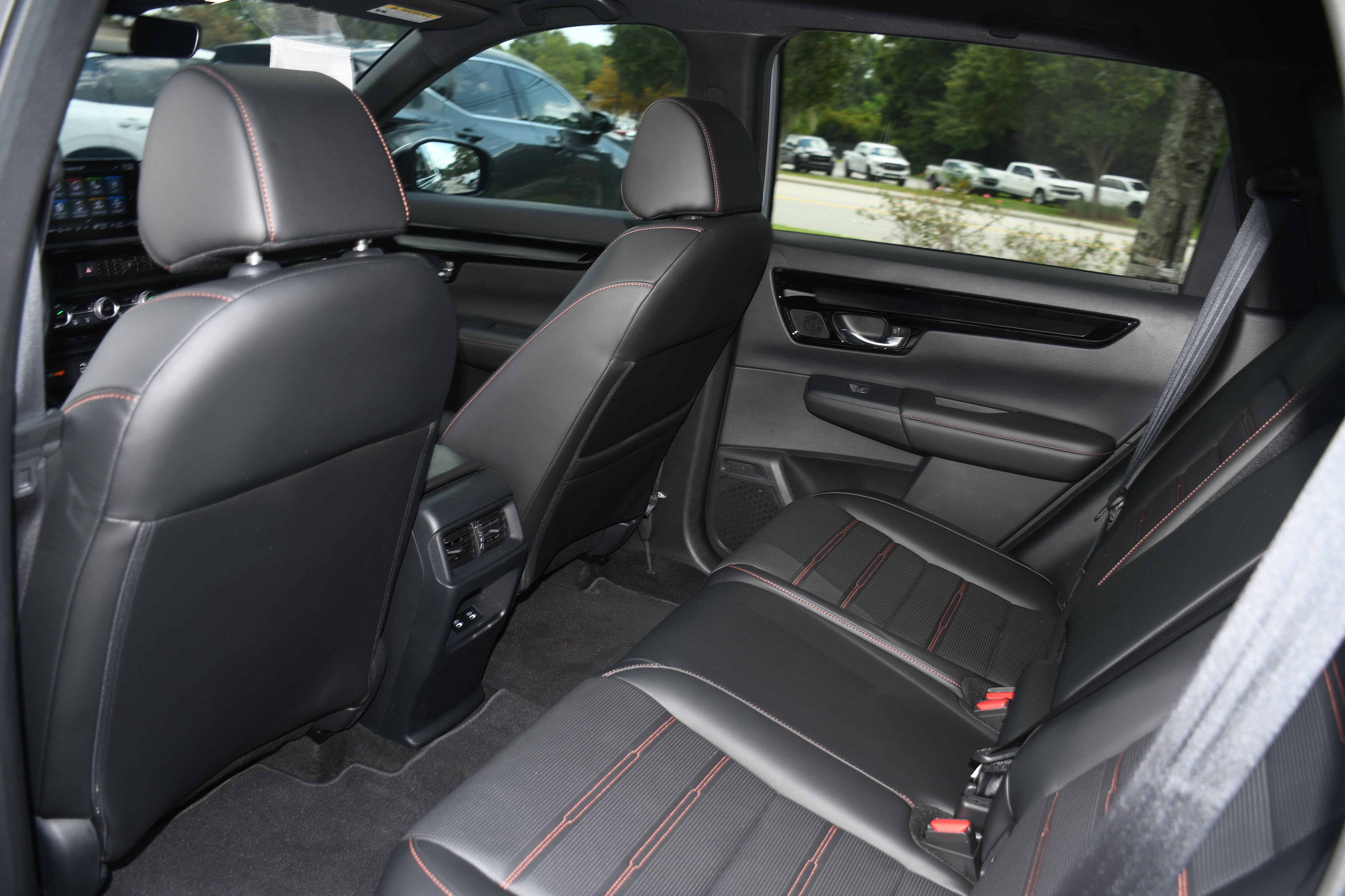 Used 2025 Honda CR-V Sport Touring image 26