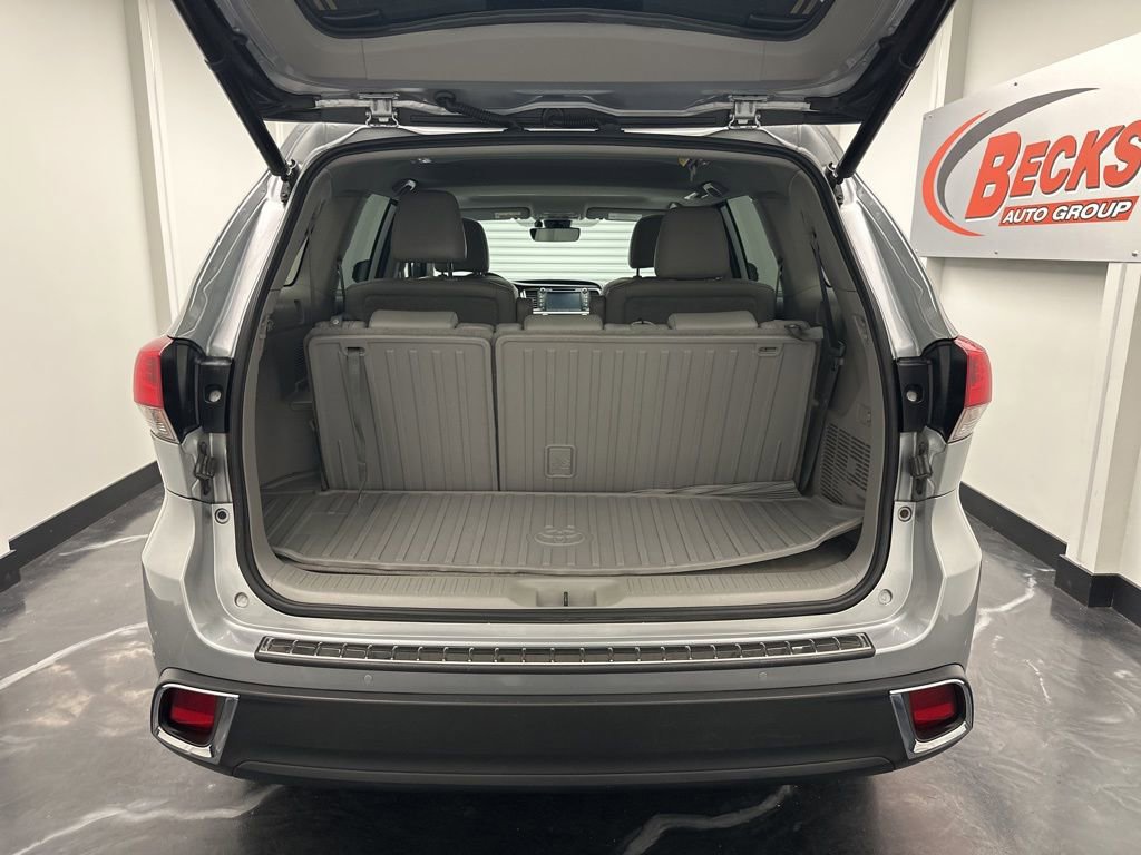 Used 2019 Toyota Highlander Limited image 31