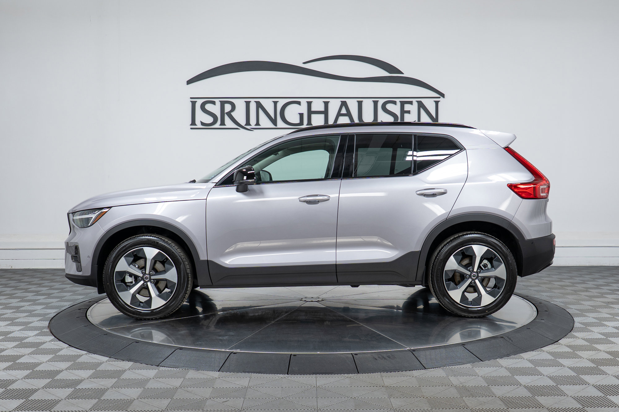 New 2026 Volvo XC40 B5 Plus w/ Protection Package Premier image 8