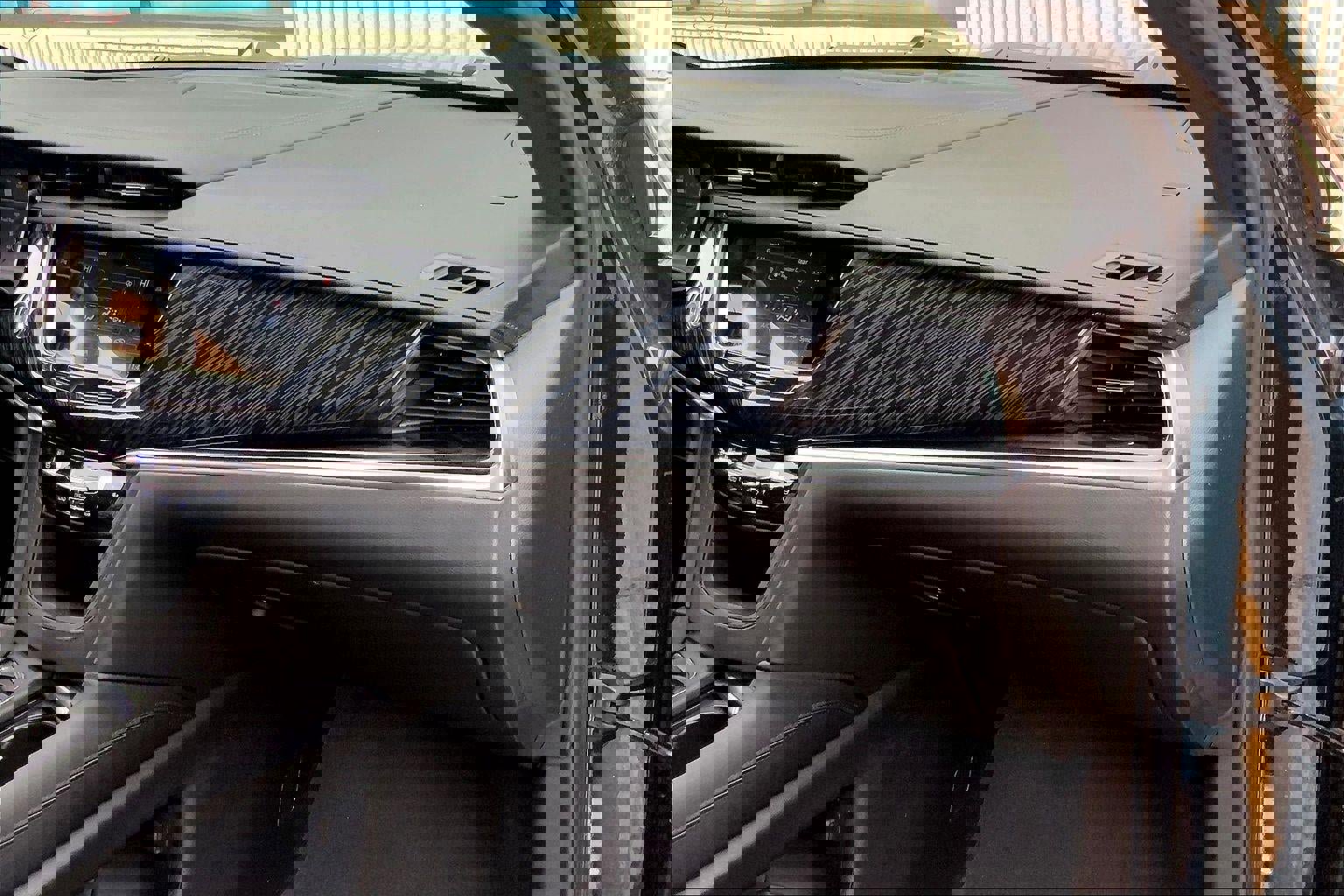 Certified 2024 Cadillac XT6 Premium Luxury image 16