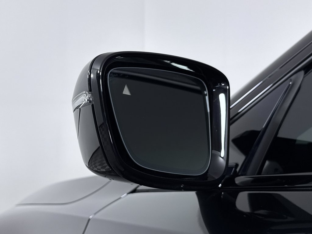 Used 2025 BMW M2 w/ Lighting Package RWD image 25