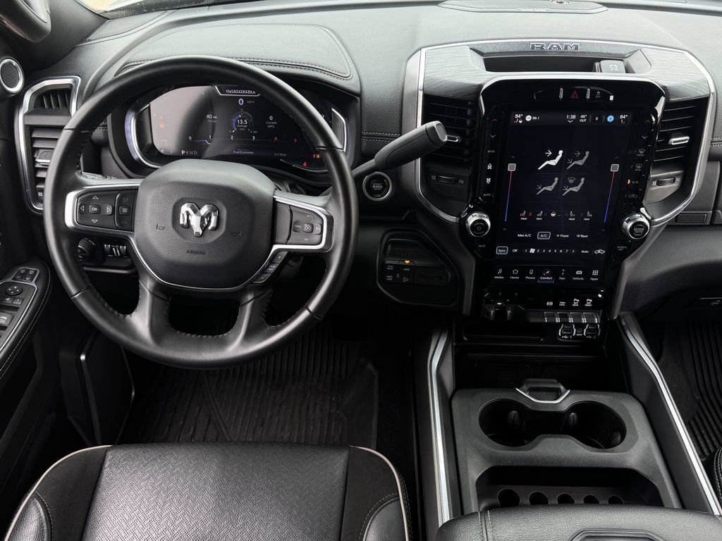 Used 2024 RAM 2500 Laramie w/ Sport Appearance Package image 11