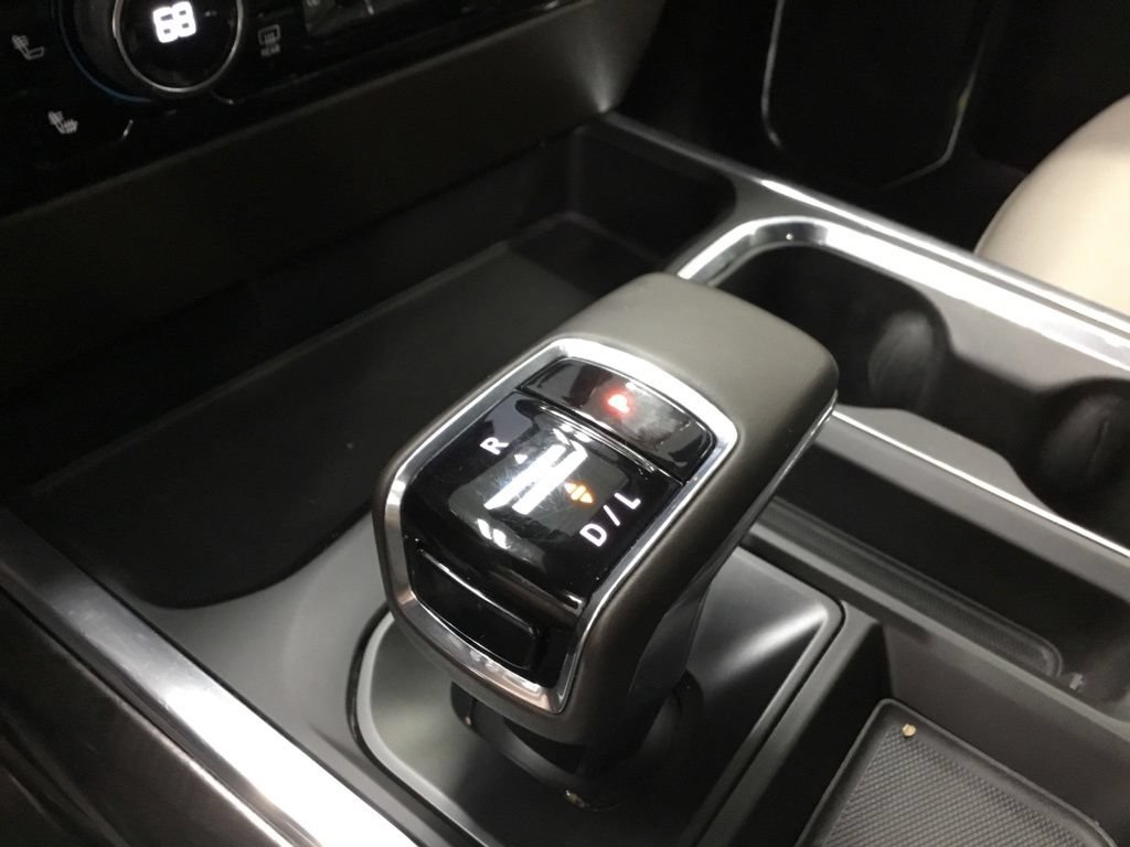 Used 2023 Chevrolet Silverado 1500 LTZ w/ Technology Package AWD/4WD image 30