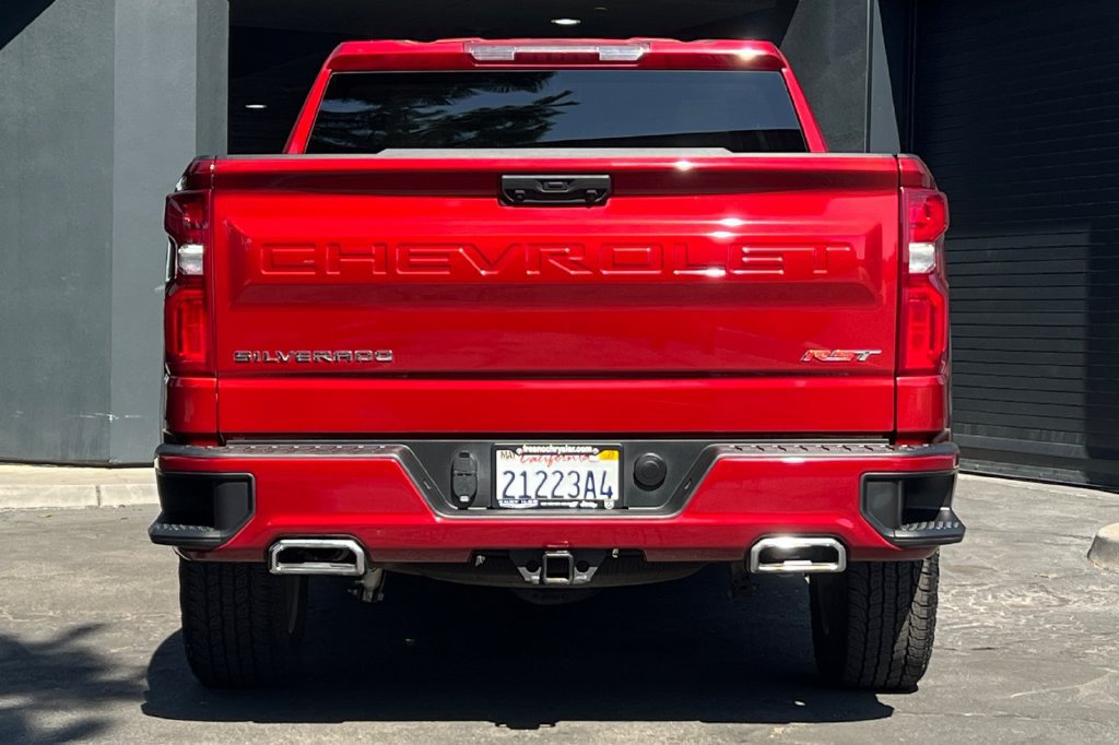 Used 2024 Chevrolet Silverado 1500 RST w/ Z71 Off-Road Package AWD/4WD image 5