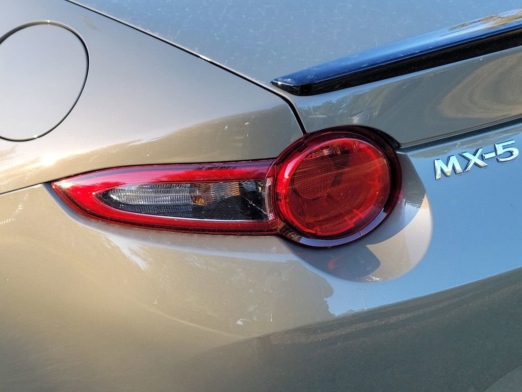 Used 2023 MAZDA MX-5 Miata Club w/ Brembo/BBS Recaro Package image 17