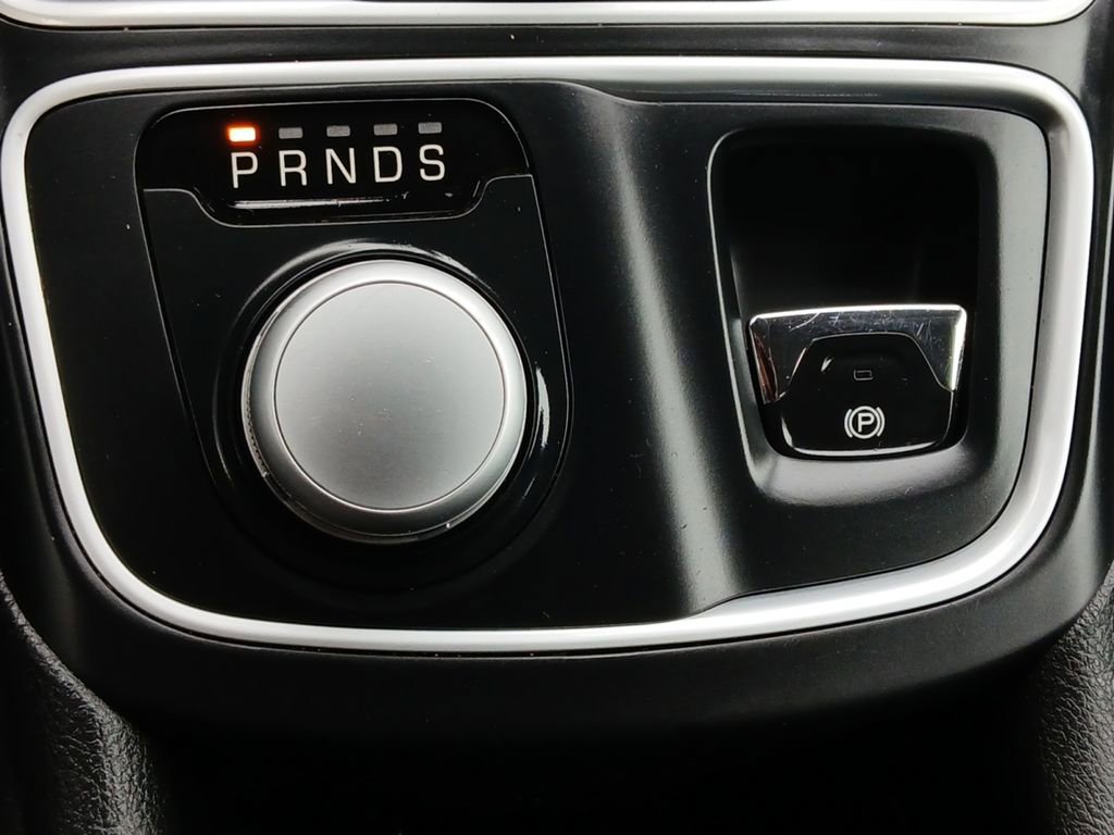 Used 2015 Chrysler 200 C w/ Navigation & Sound Group I AWD/4WD image 10