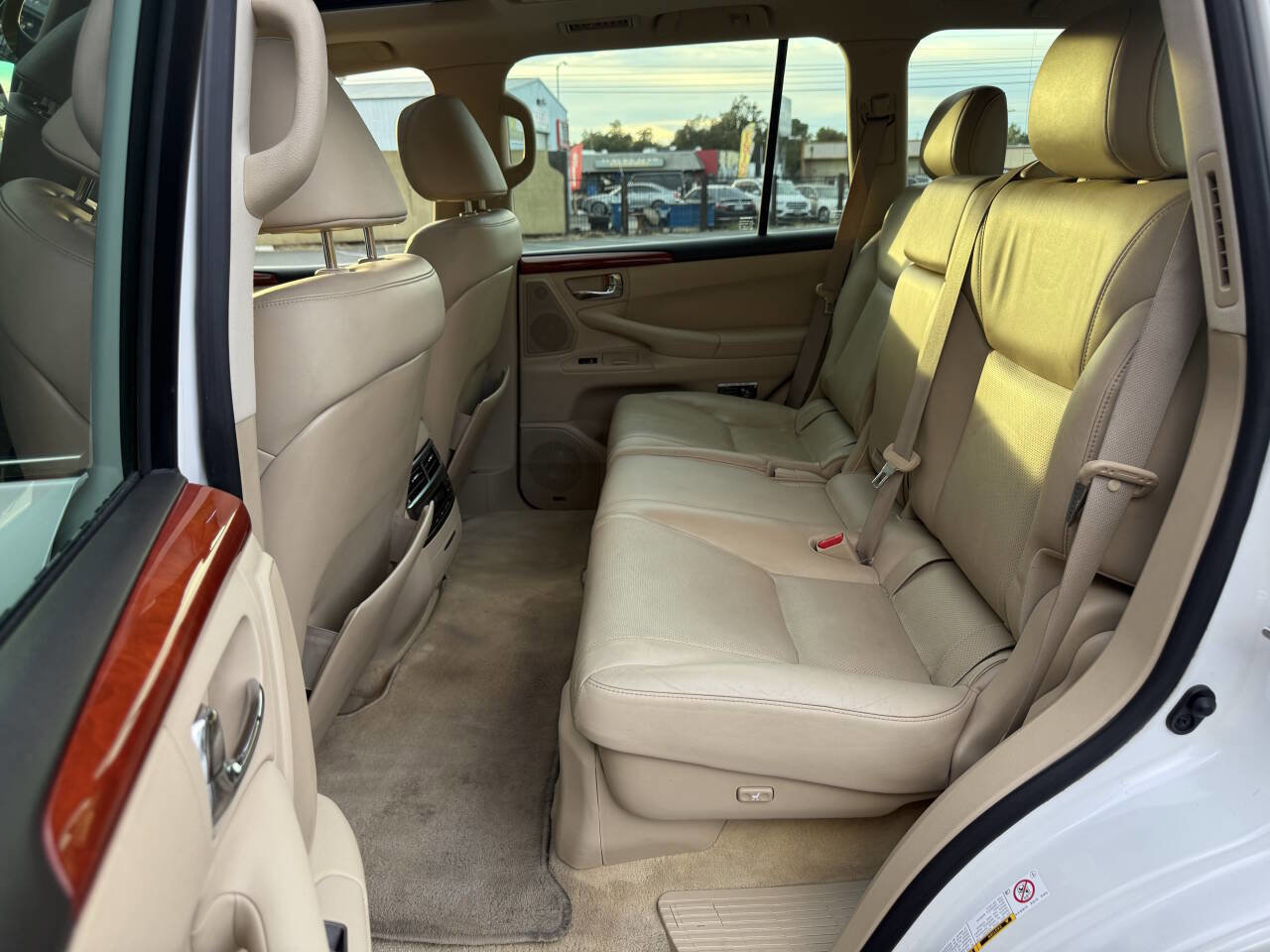 Used 2008 Lexus LX 570 4WD image 14