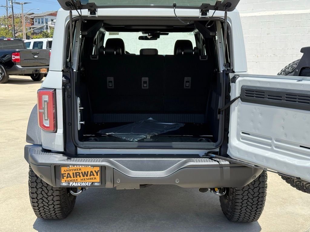 New 2026 Ford Bronco Badlands w/ Sasquatch Package AWD/4WD image 15