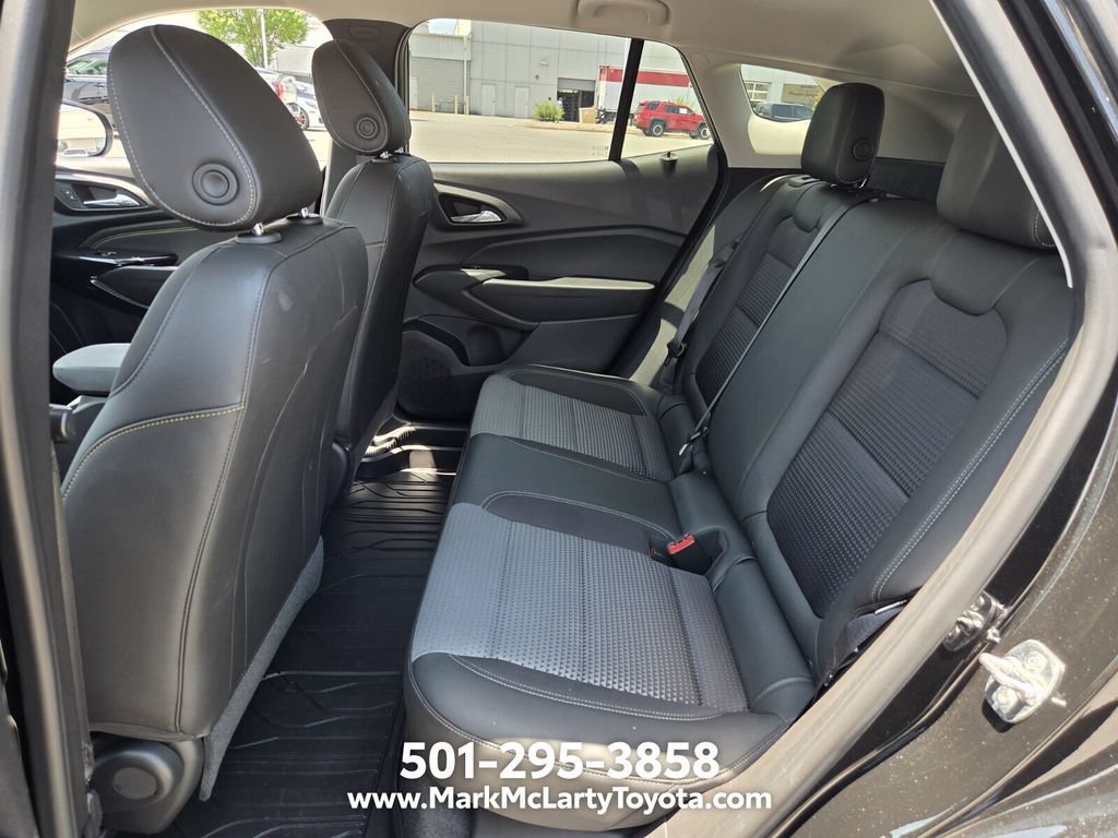 Used 2025 Chevrolet Trax LT w/ Driver Confidence Package FWD image 10