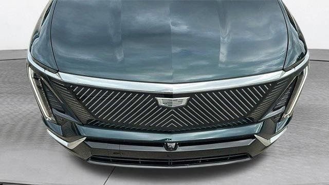 New 2026 Cadillac Vistiq Luxury w/ LPO, Floor Liner Package image 9