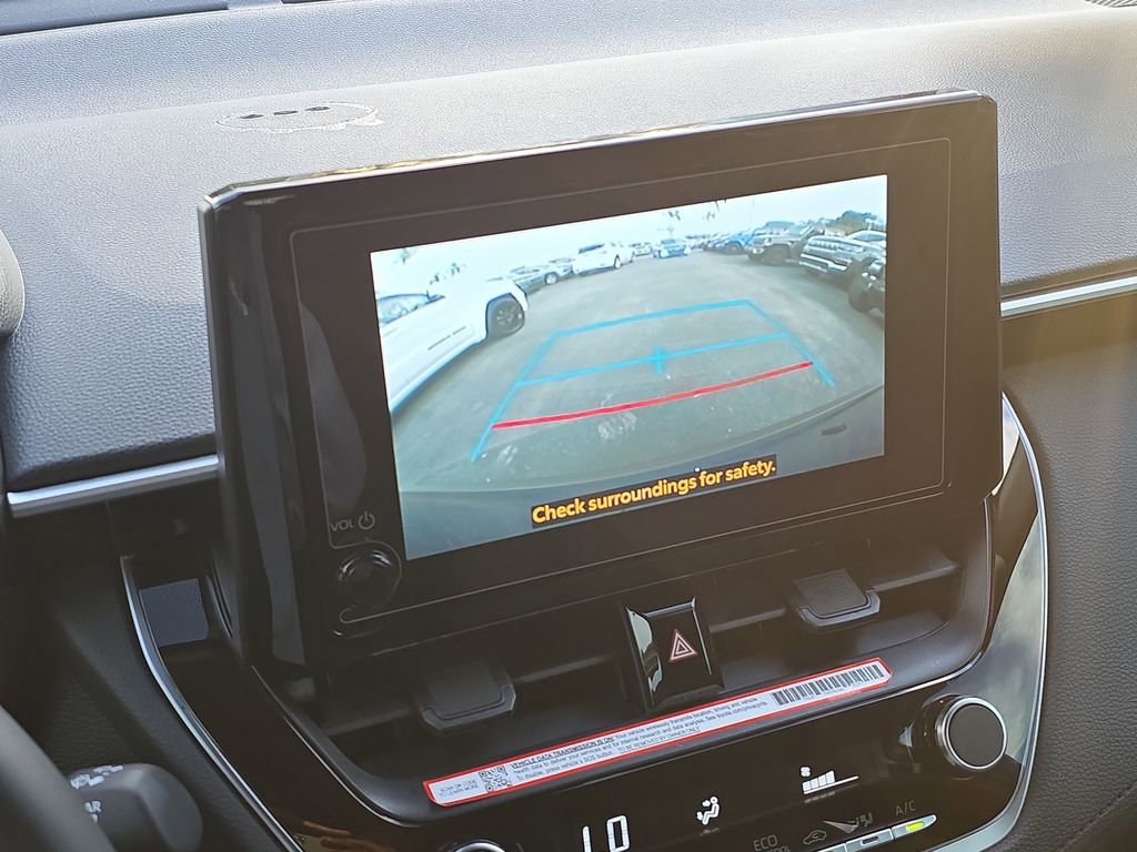 Used 2025 Toyota Corolla Cross LE image 26