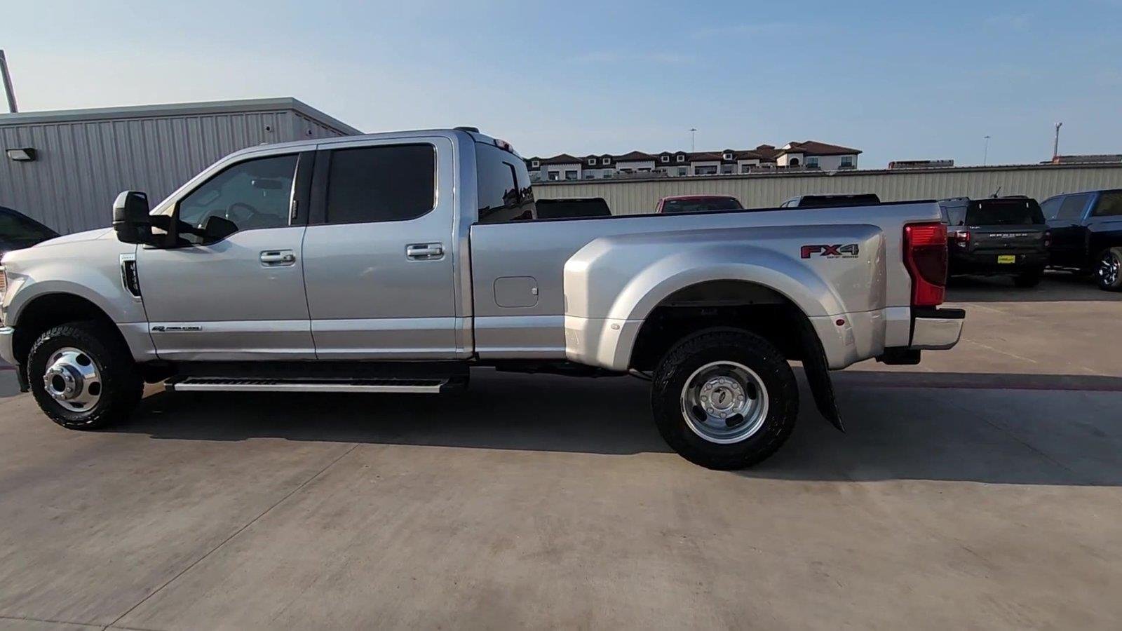 Used 2022 Ford F350 Lariat w/ Lariat Value Package AWD/4WD image 23
