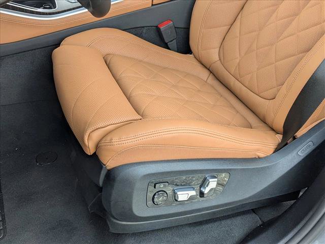 New 2026 BMW X5 xDrive40i w/ Executive Package image 4