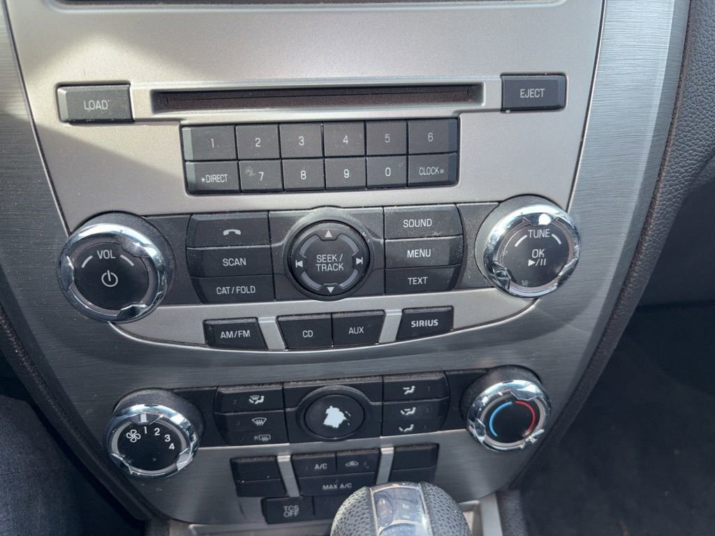 Used 2011 Ford Fusion SE w/ 202A Rapid Spec Order Code image 3