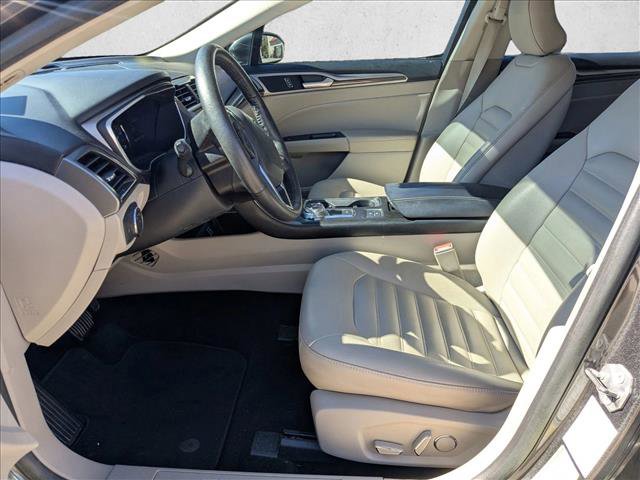 Used 2019 Ford Fusion SEL image 15