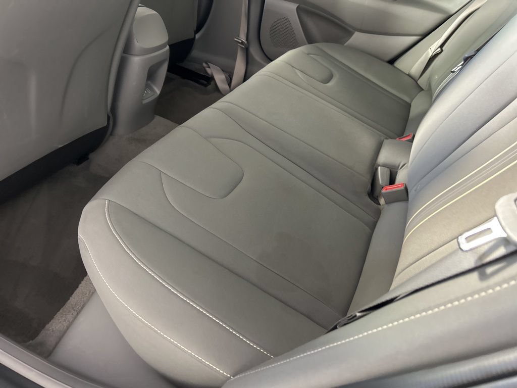 Used 2024 Hyundai Elantra SEL FWD image 37