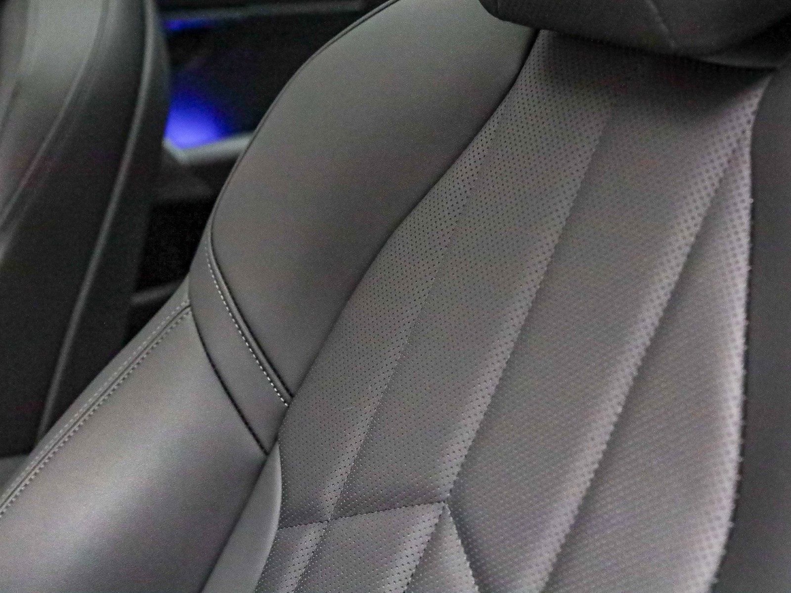 Used 2025 BMW 530i image 23