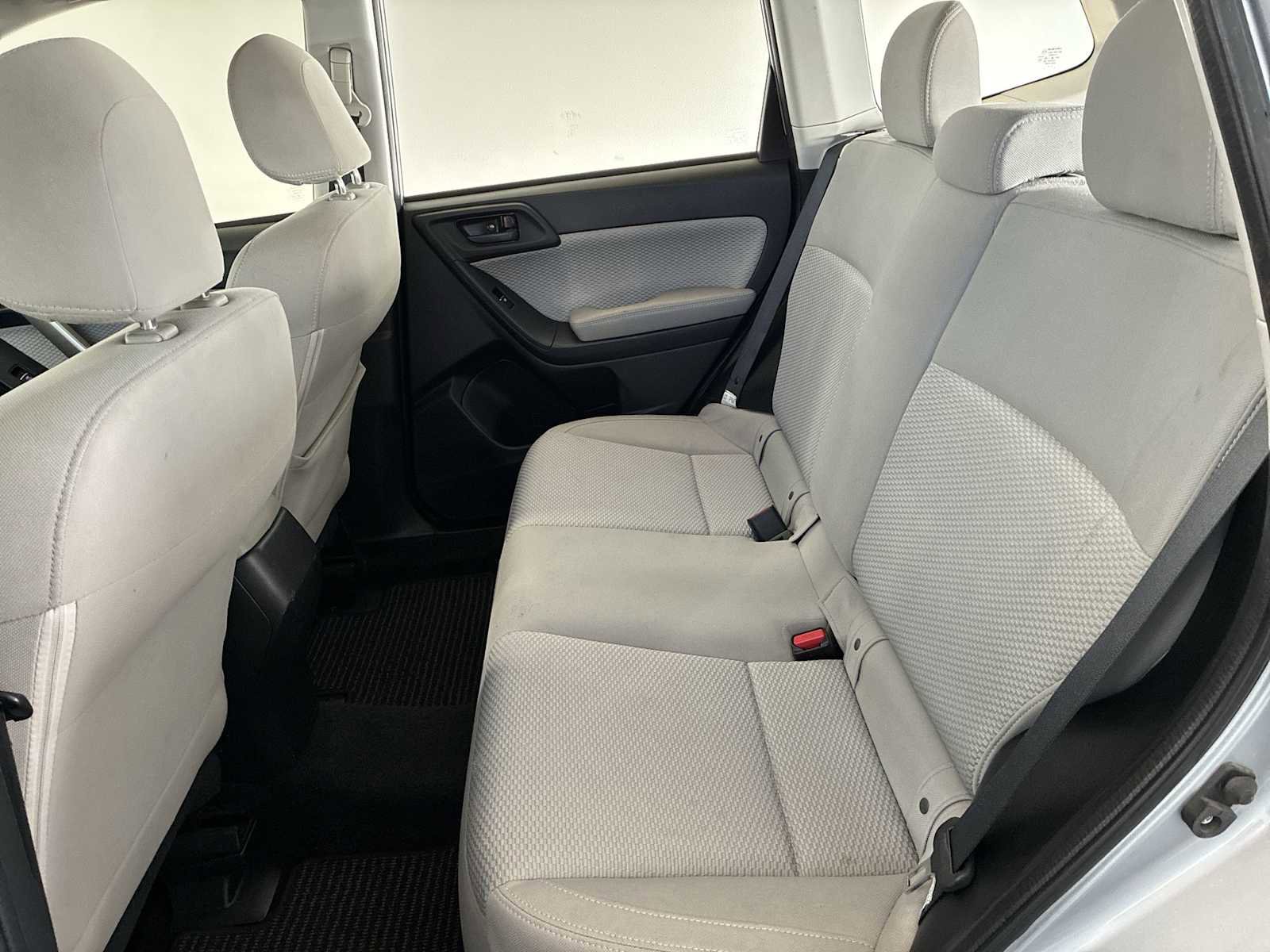 Used 2017 Subaru Forester 2.5i w/ Alloy Wheel Package image 23