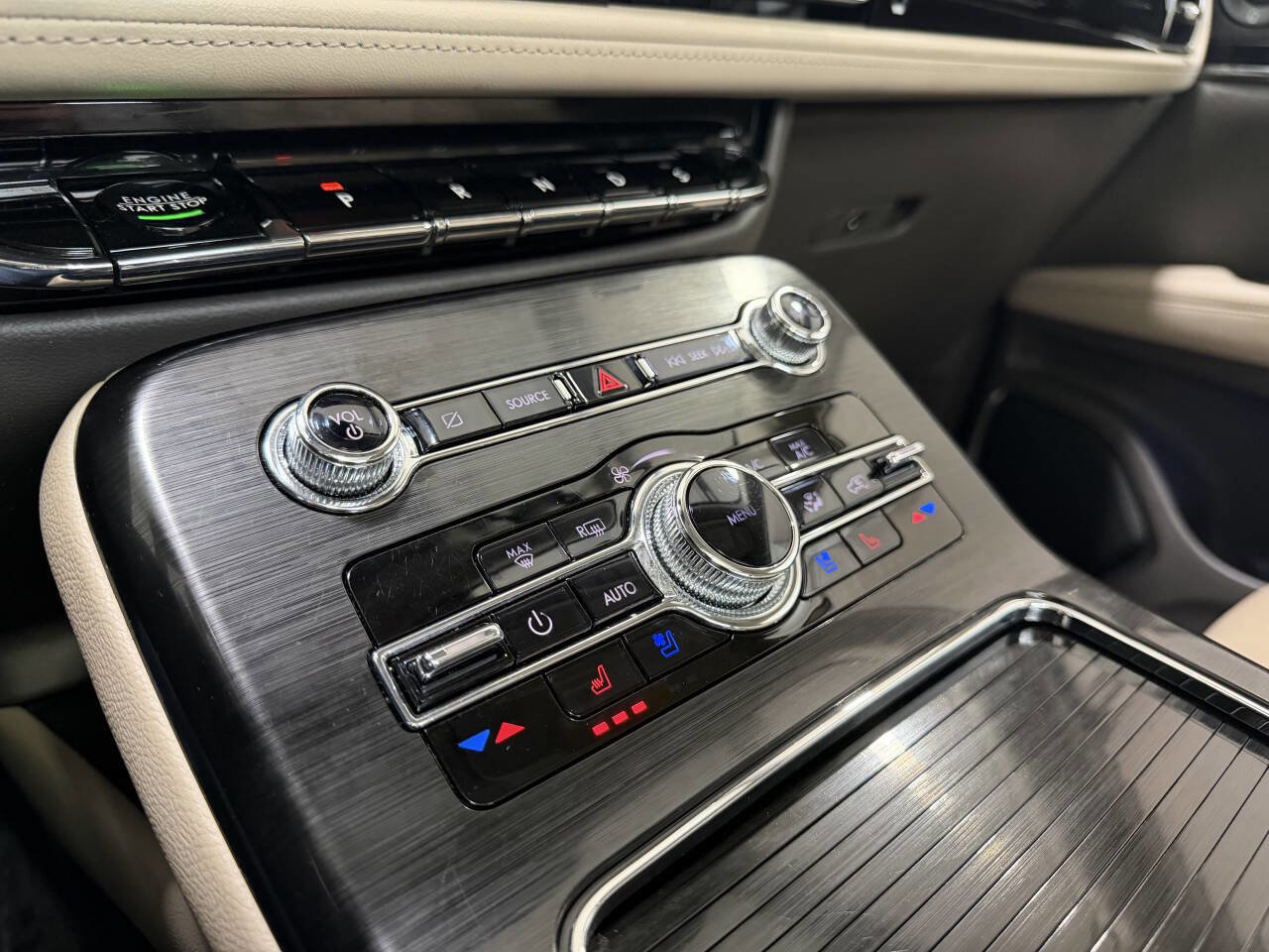 Used 2021 Lincoln Nautilus Reserve image 38