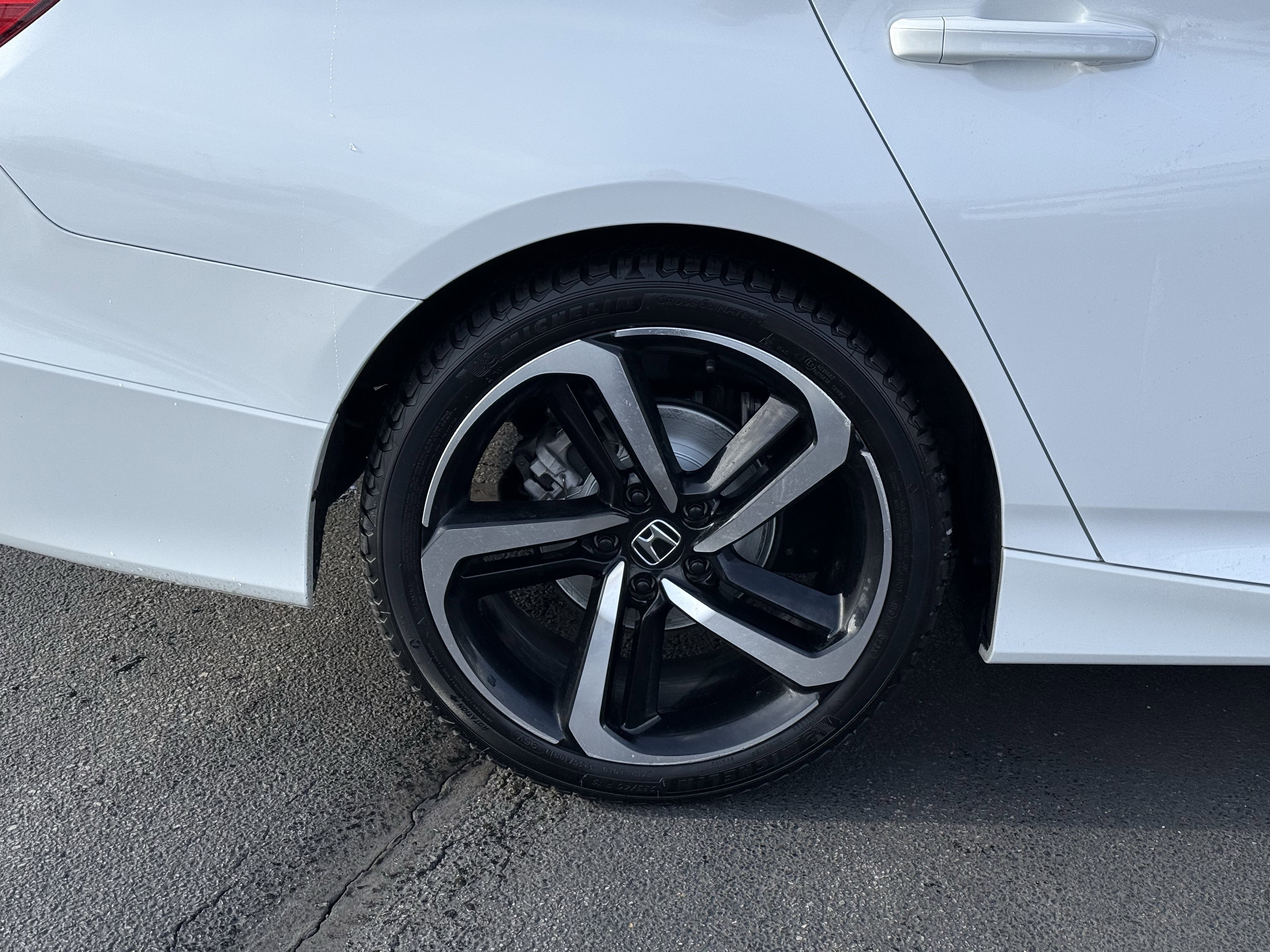 Used 2022 Honda Accord Sport image 9