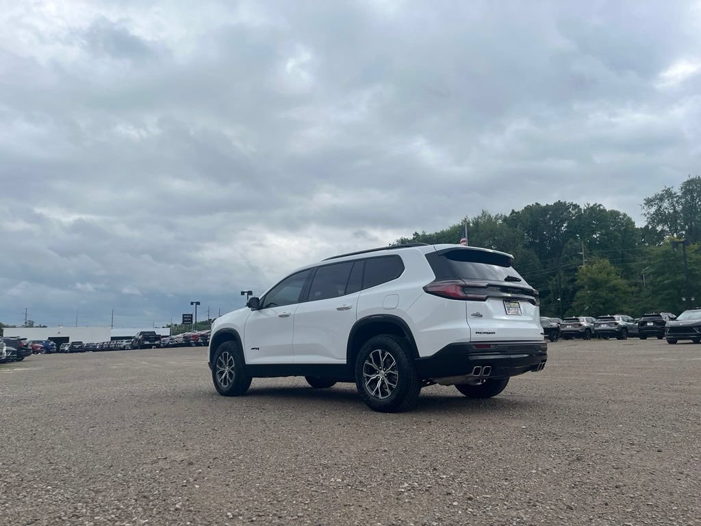 Used 2024 GMC Acadia AT4 w/ Luxury Package AWD/4WD image 8