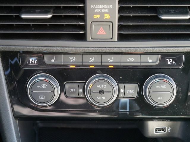 Used 2019 Volkswagen Jetta R-Line FWD image 30