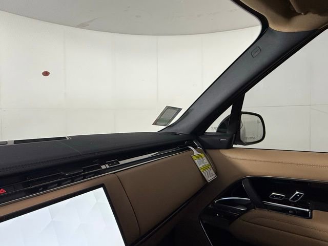 New 2025 Land Rover Range Rover SE image 20
