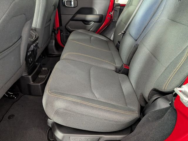 Certified 2025 Jeep Wrangler Sahara 4xe w/ Safety Group image 25