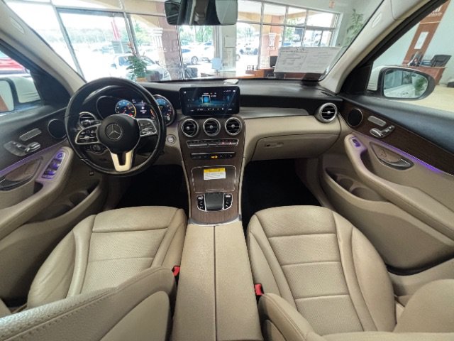 Used 2022 Mercedes-Benz GLC 300 4MATIC image 9