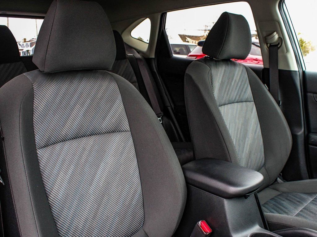 Used 2025 Kia Seltos LX AWD/4WD image 39