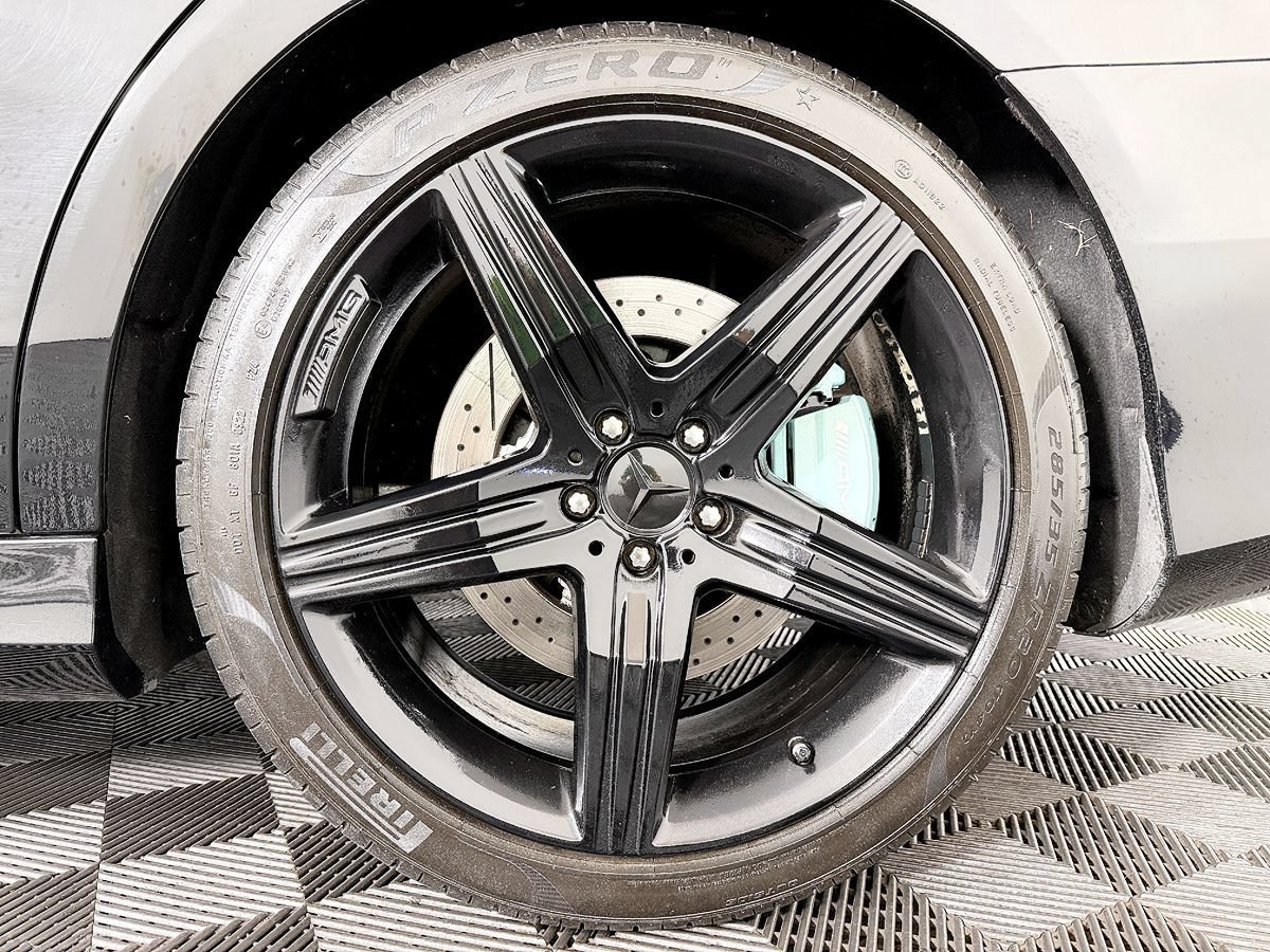 Used 2015 Mercedes-Benz S 63 AMG 4MATIC Sedan image 29
