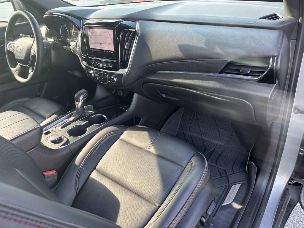 Certified 2023 Chevrolet Traverse RS image 11