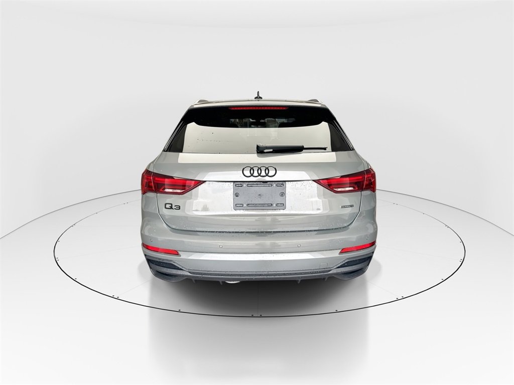 New 2025 Audi Q3 2.0T Premium image 7