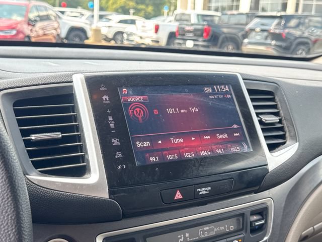 Used 2017 Honda Pilot EX image 22